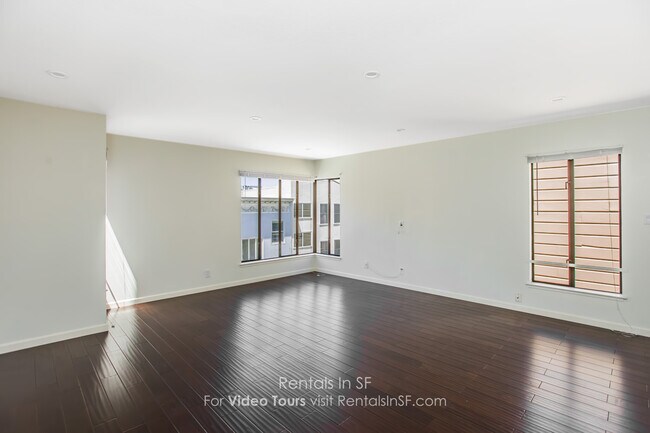 Building Photo - 1141 Pacific