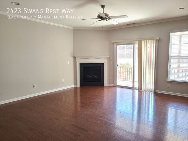 Foto del edificio - 2423 Swans Rest Way