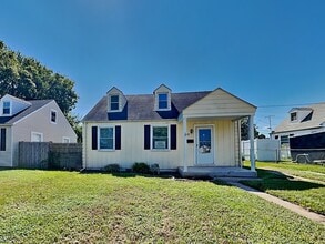 Building Photo - 8227 Dundalk Ave Building Photo - 8227 Dundalk Ave