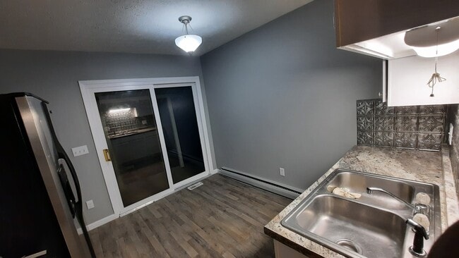 Kitchen - 3176 Winding Creek Dr
