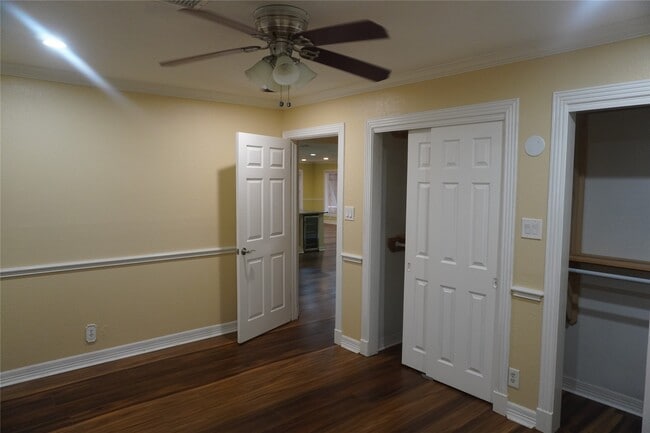 Building Photo - 7506 Dearborn St