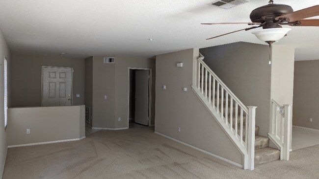 Building Photo - 13152 La Tierra Way