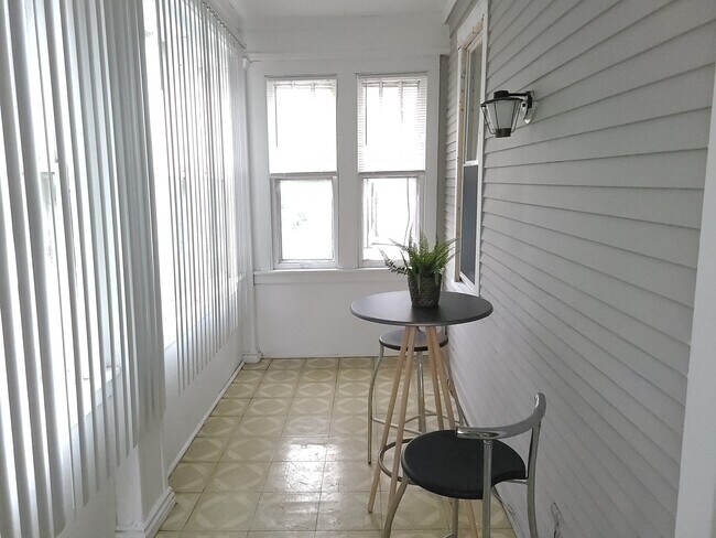 Sunny Front Room - 710 E 90th St
