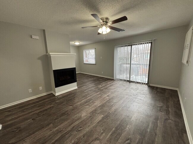 Foto del edificio - 2501 E 50th St