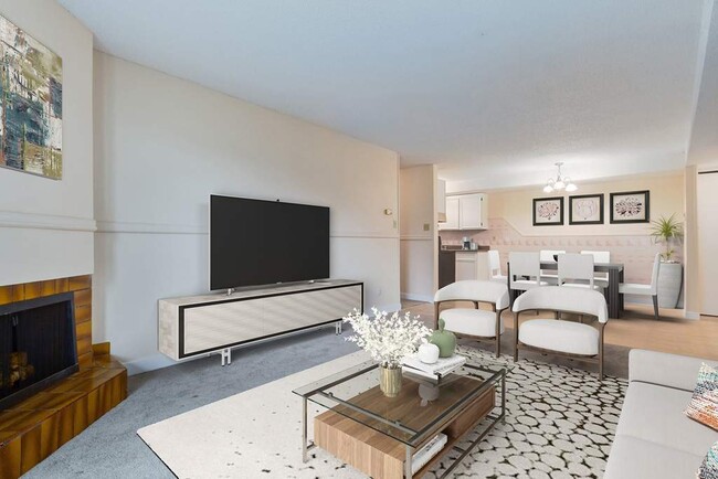 Building Photo - Chancellor Gate