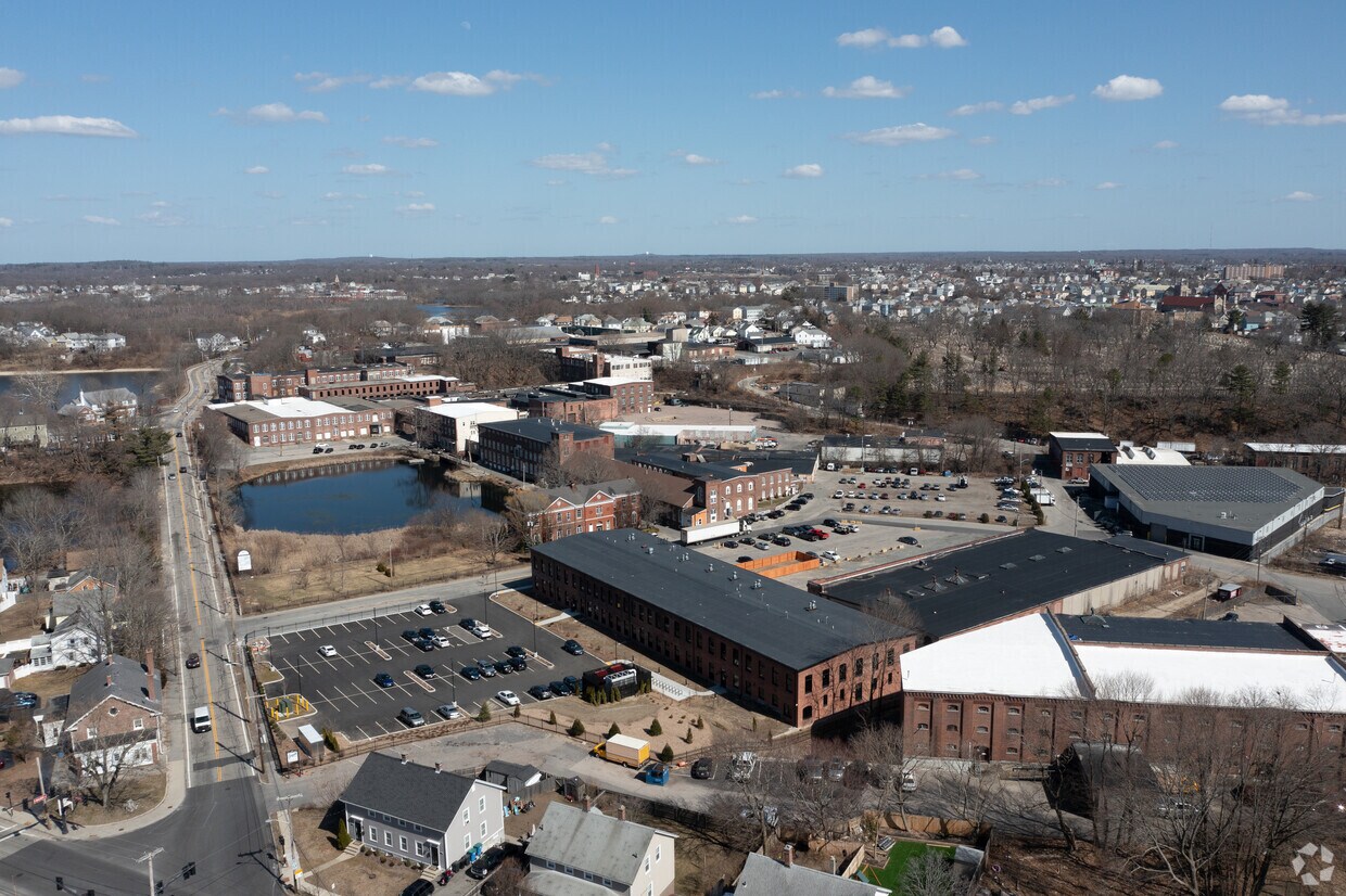 Lincoln Lofts Apartments Lincoln, RI