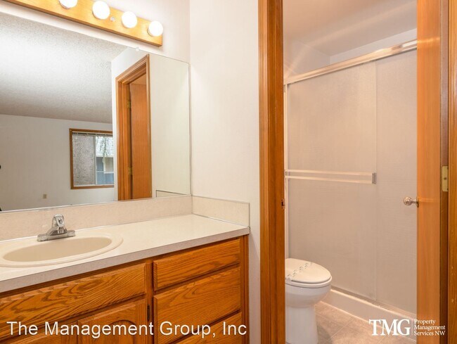 Building Photo - 3 br, 2 bath House - 3800 NE 152nd Ct