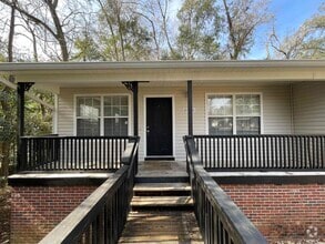 Building Photo - 2719 W Tharpe St