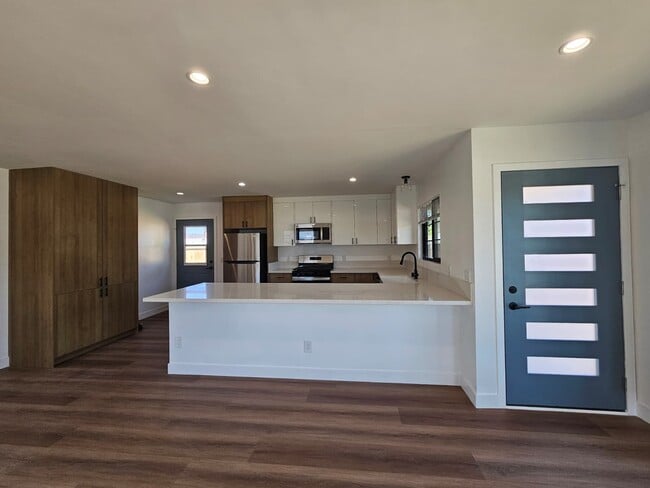 Building Photo - 1101 S Ethel Ave