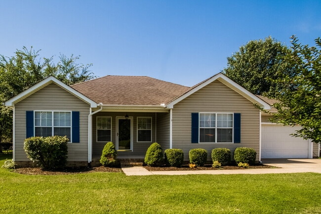 Building Photo - 1502 Amberwood Cir