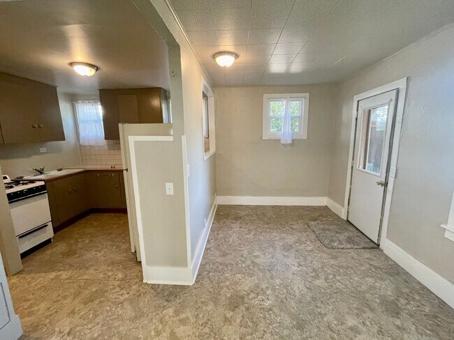 Foto del edificio - 523-525 NW 11th St