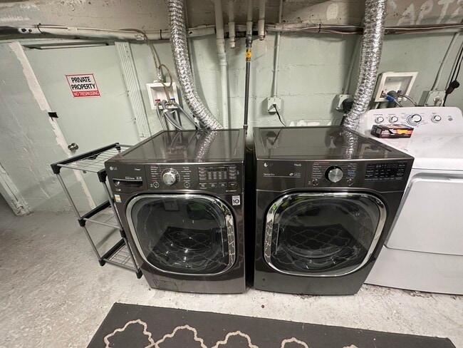 Foto del edificio - 326 Chelsea St