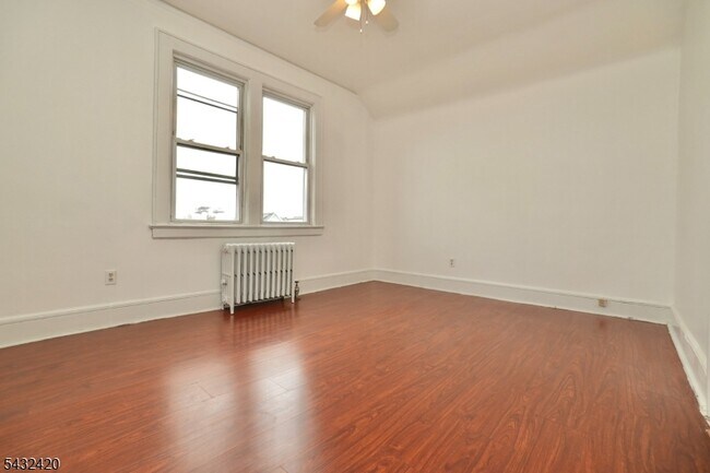 Foto del edificio - 428 N 12th St
