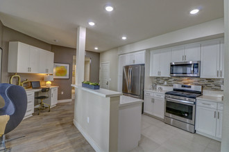 Seacrest Homes Apartments photo'