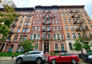 Building Photo - 336 E 18th St