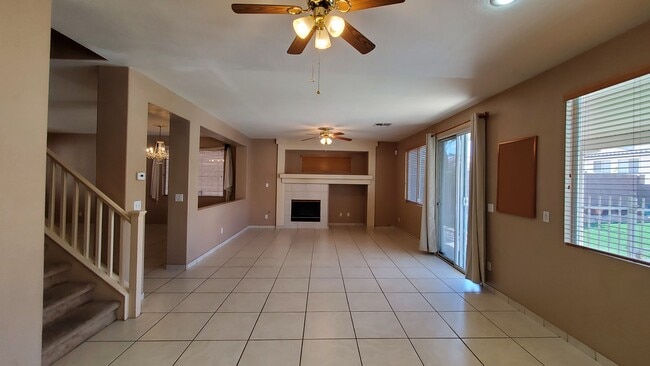 Building Photo - 1370 Airglow Ct