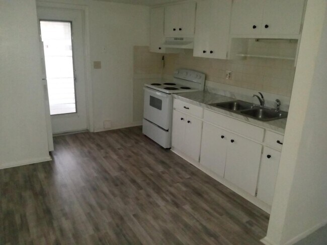 Foto del edificio - 521 Magnolia Ave