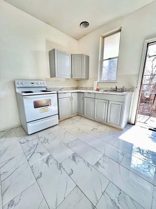 2630 W Seltzer St, Philadelphia, PA 19132 Townhome Rentals in