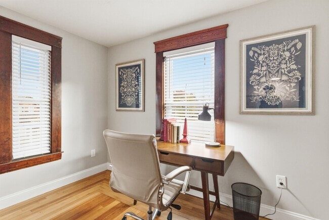 Building Photo - 65 S Elm St