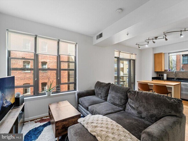 Foto del edificio - 1001 L St NW