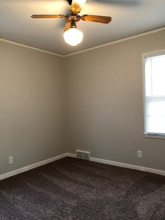 Foto del edificio - 6541 N 35th St