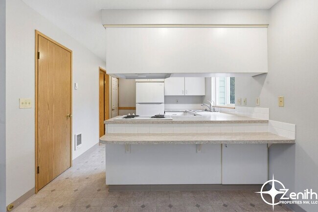 Foto del edificio - 652 W 5th St
