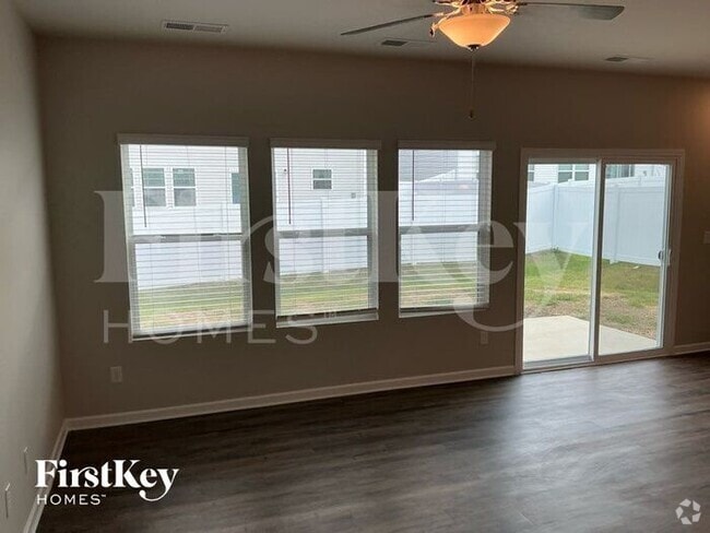 Building Photo - 5518 Cobblestone Glen Dr