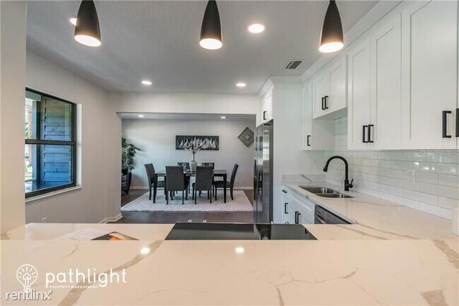 Foto del edificio - 3 br, 2 bath House - 348 Barbara Circle UNIT