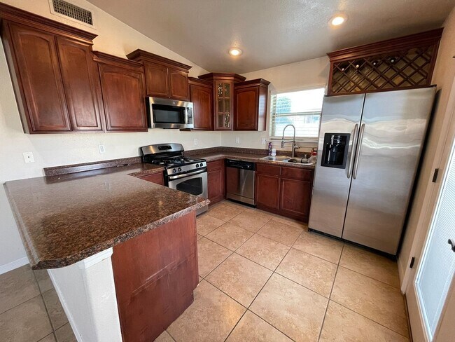 Building Photo - Charming East Side Gem – Prime Location Ne...