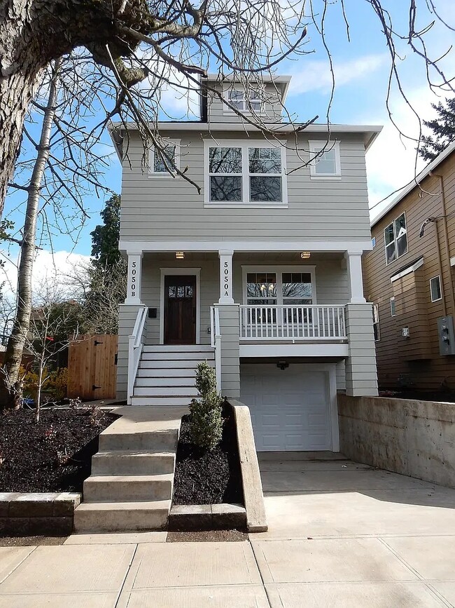 Front of Home - 5050 NE 8th Ave