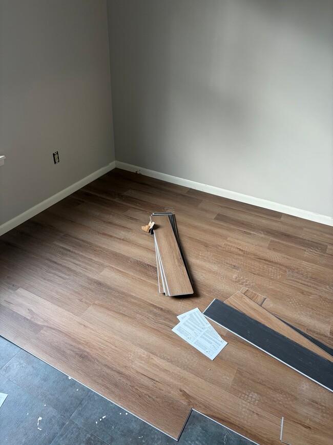 Building Photo - 1014 Rucker Blvd