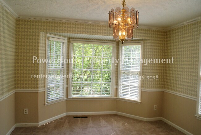 Building Photo - 2730 Shadow Pine Dr