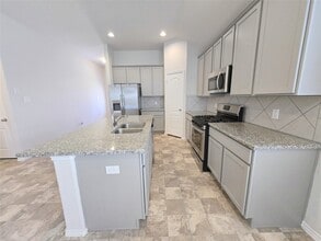 Building Photo - 3210 Aster Mdw Wy