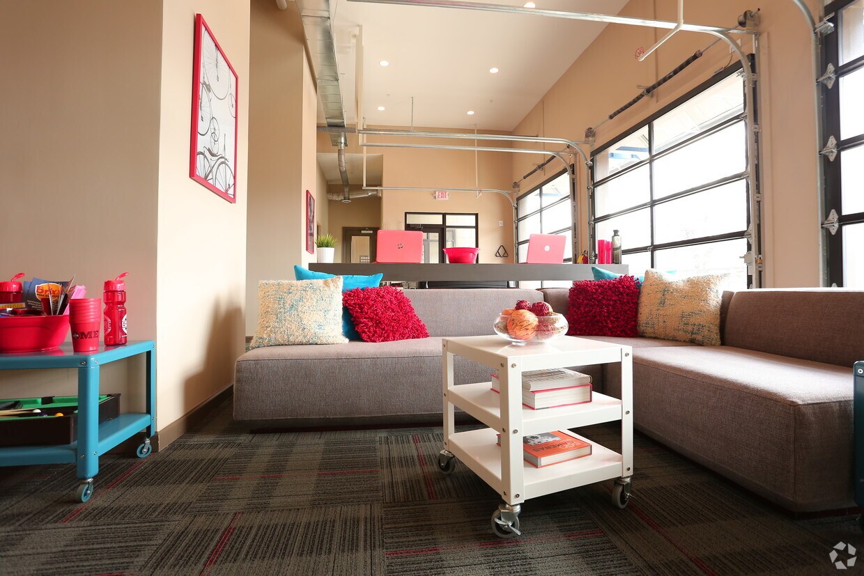 Eclipse on Broad 805 E Broad St Athens, GA Apartments for Rent in