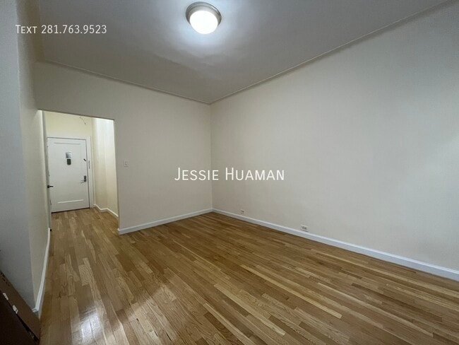 Foto del edificio - 117 W 13th St