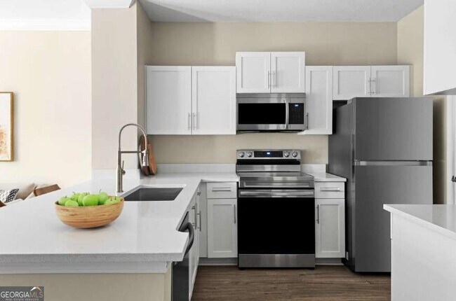 Foto del edificio - 2500 Shallowford Rd