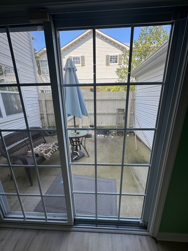 Foto del edificio - 1307 Emsworth Dr