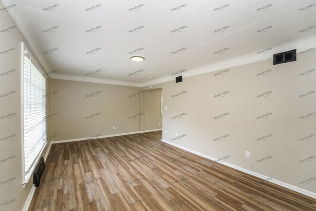 Building Photo - 20671 Priday Ave