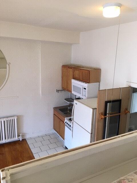 Building Photo - 2536 Amber St