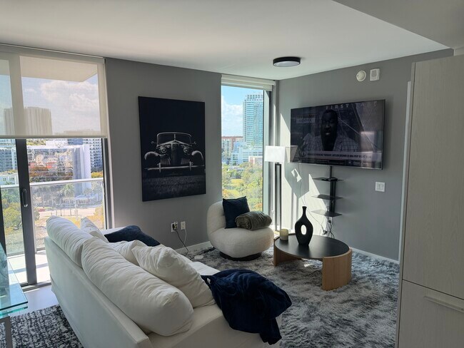 Foto del edificio - 501 NE 31st St