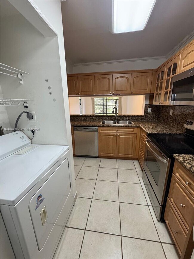 Foto del edificio - 10315 NW 9th St Cir