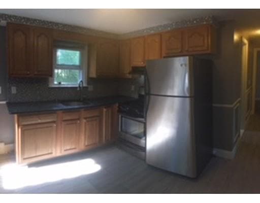 Building Photo - 2 bedroom in Westport MA 02790