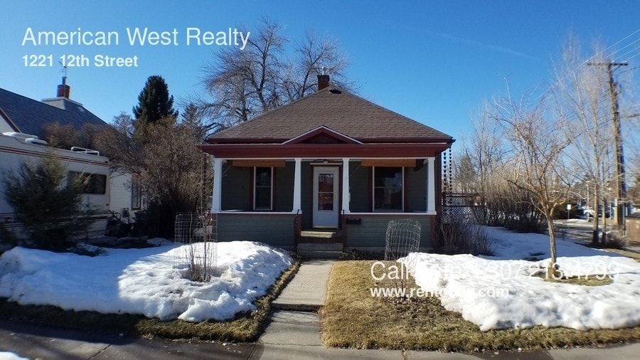 1221 12th St, Cody, WY 82414 Room for Rent in Cody, WY