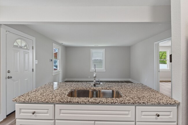 Foto del edificio - 3517 Brighton St