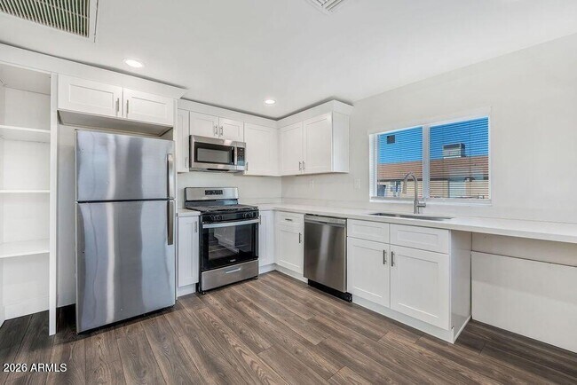 Foto del edificio - 436 S Oregon St