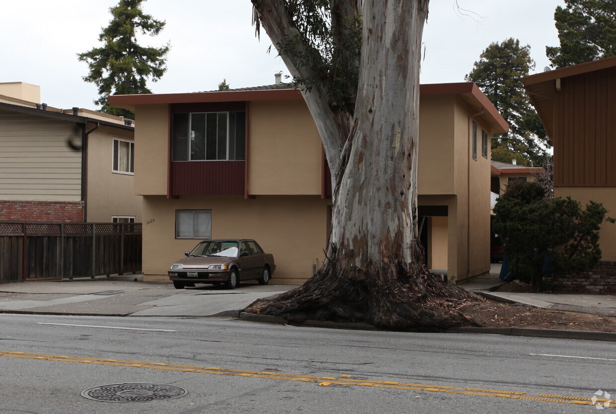 Building Photo - 1020 El Camino Real