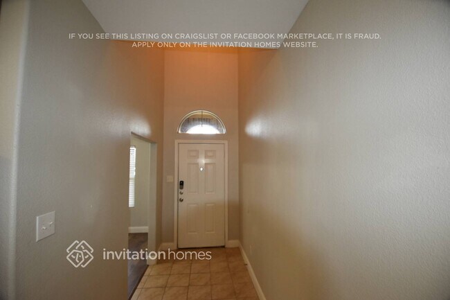 Foto del edificio - 652 Creekview Dr