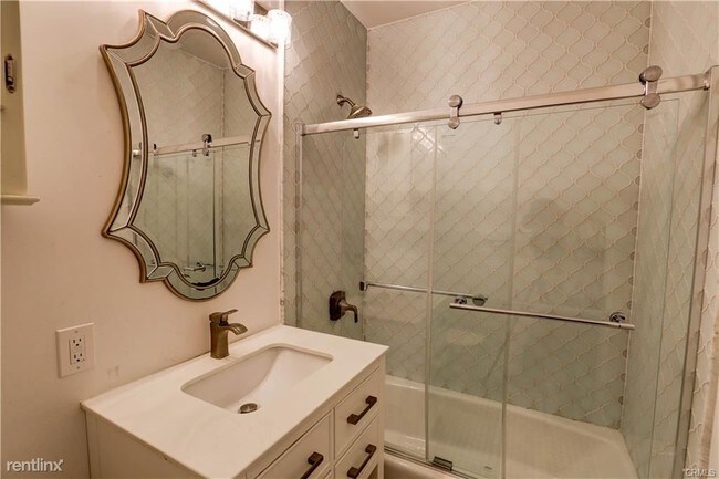 Foto del edificio - 4 br, 4 bath House - 208 S Ardmore Ave