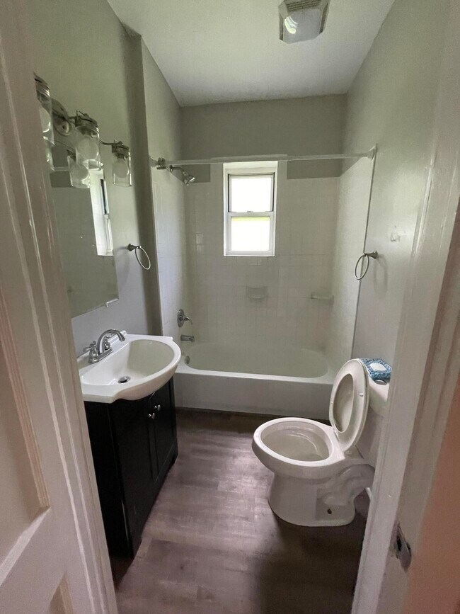 Foto del edificio - 6075 Lee Hwy