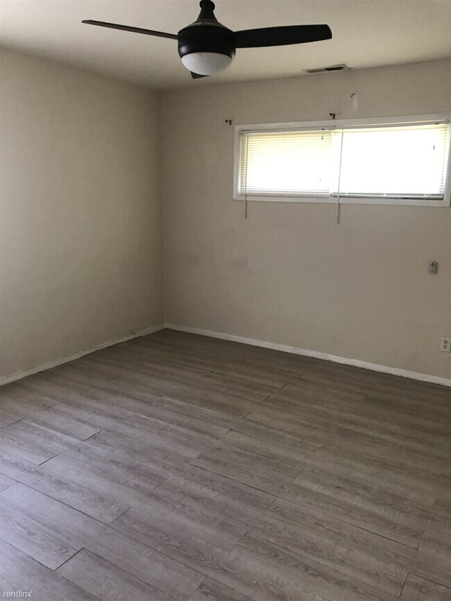 Building Photo - 4 br, 2 bath House - 9514 Gayton Road